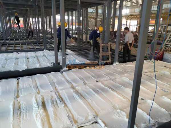 济南京华邦威聚氨酯高压发泡机与喷涂设备 防腐保温管道的专业解决方案